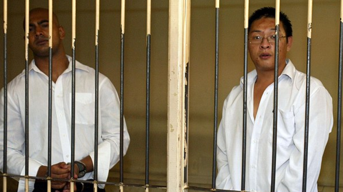 Ινδονησία: Ψέλνοντας οδηγήθηκαν στο εκτελεστικό απόσπασμα οι οκτώ θανατοποινίτες